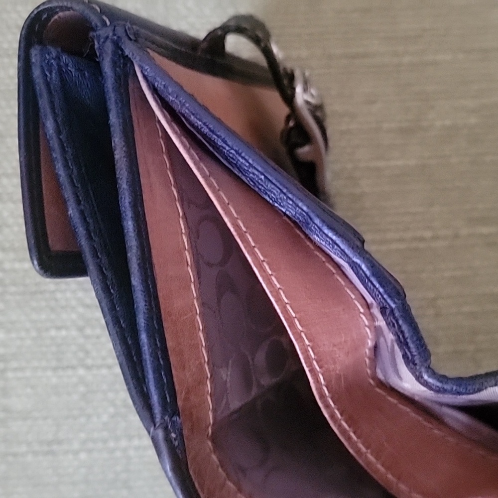 Coach Y2K Buckle Wallet - Picture 7 of 16